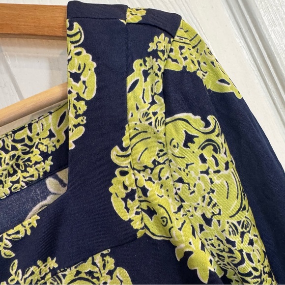 Lilly Pulitzer 100% Silk Shift Dress Navy Green Medallion 3/4 Sleeve Size 6 - Picture 4 of 13